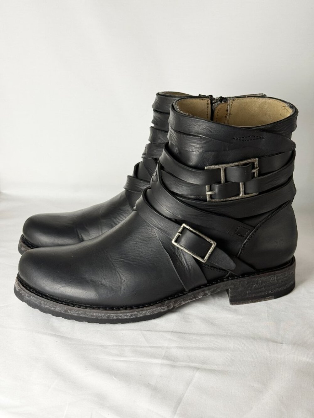 Frye Veronica Strappy Short Moto Engineer Boots Black Leather Size 9